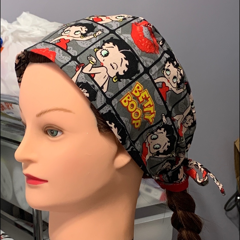 Scrub cap